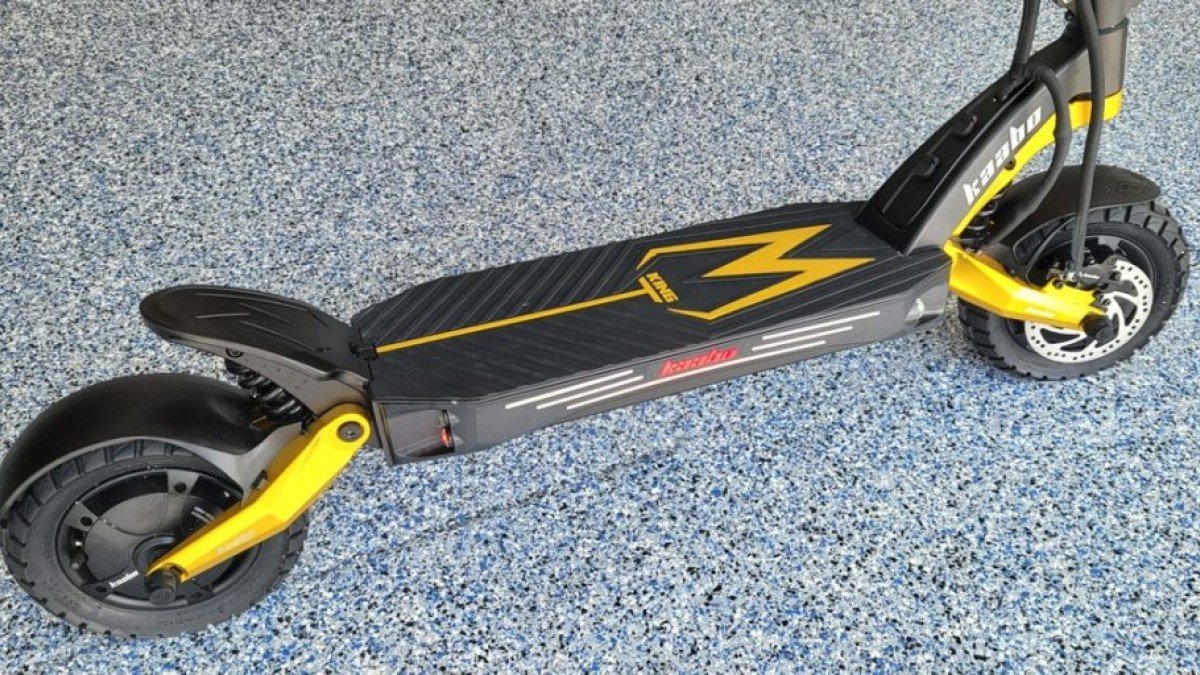 2022 Kaabo Mantis King GT Kaabo-Mantis-King-GT-Silicone-Deck-1024x512