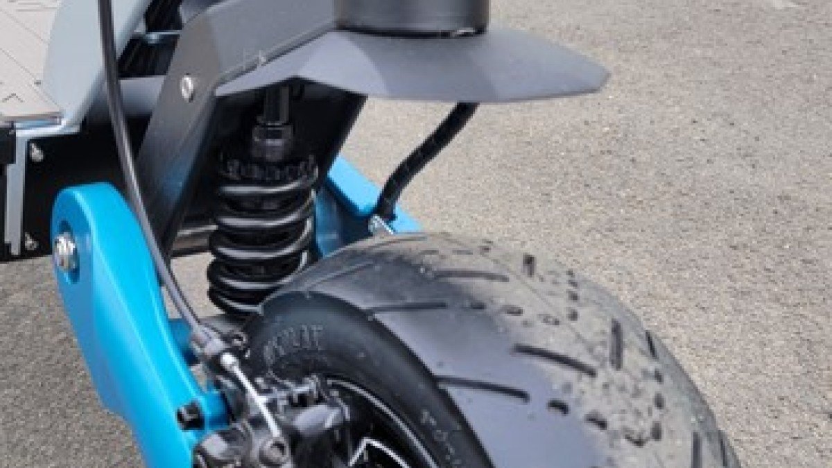 2023 Varla Eagle One Pro Varla-Eagle-One-Pro-Blue-11x4-inch-tires