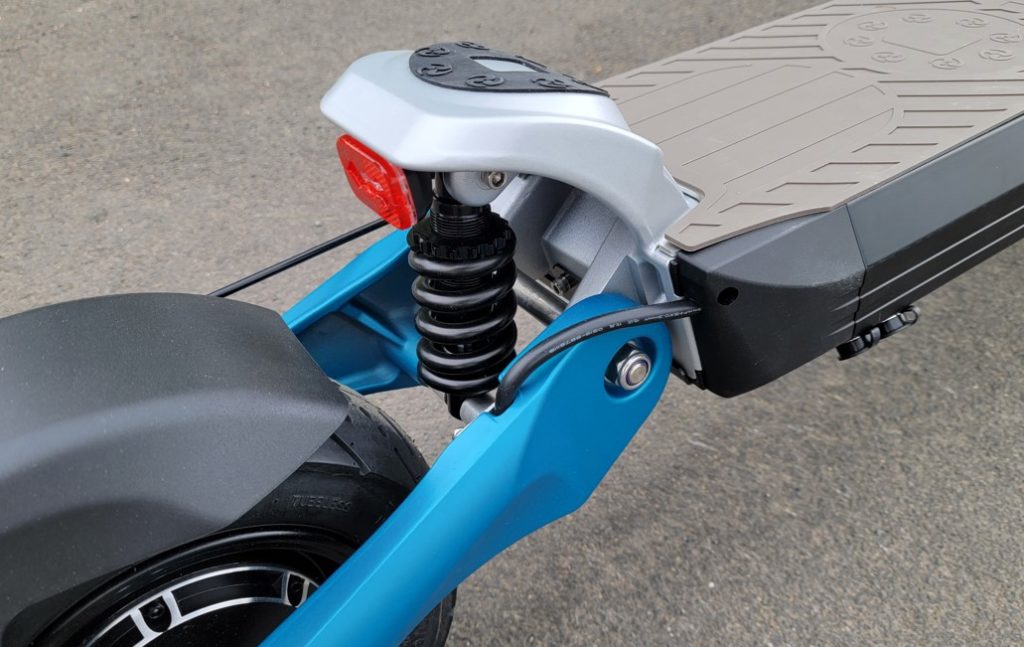 Varla-Eagle-One-Pro-Rear-Kick-Plate-1024x647