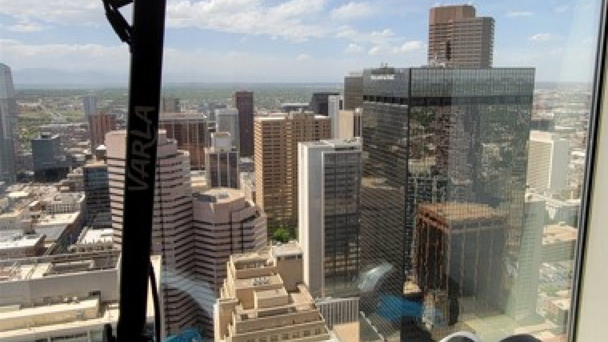 2023 Varla Eagle One Pro Varla-Eagle-One-Pro-Denver-Skyline