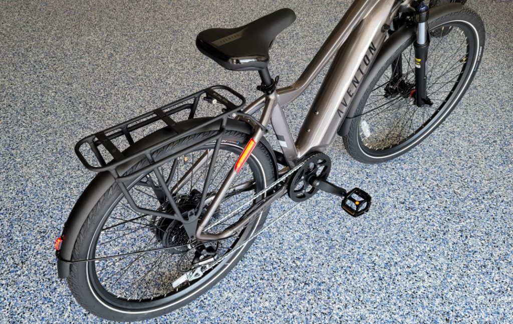 Aventon-Level.2-Clay-Rear-Rack-Integrated-Lights-Rear-Fender-and-Front-suspension-1024x647