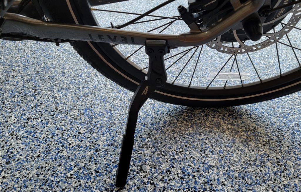 Aventon-Level.2-Clay-Kickstand-with-500-watt-motor-1024x655