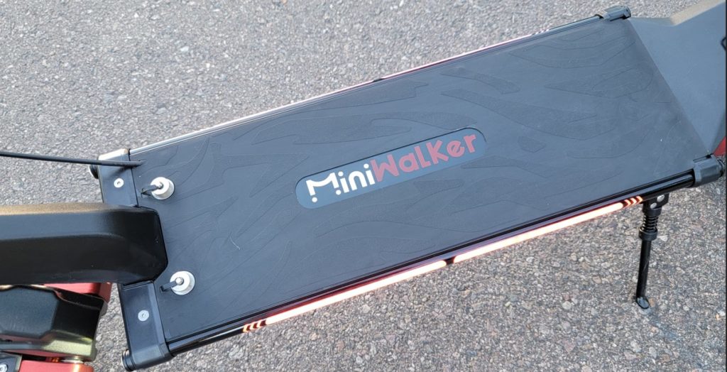 Miniwalker-Tiger-10-silicone-deck-with-deck-lights-1024x524