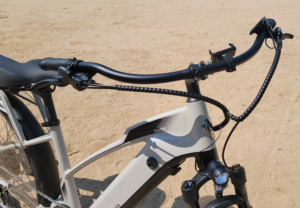 Ride1up-Cafe-Cruiser-Swooped-Handlebars-with-front-suspension-and-passenger-seat