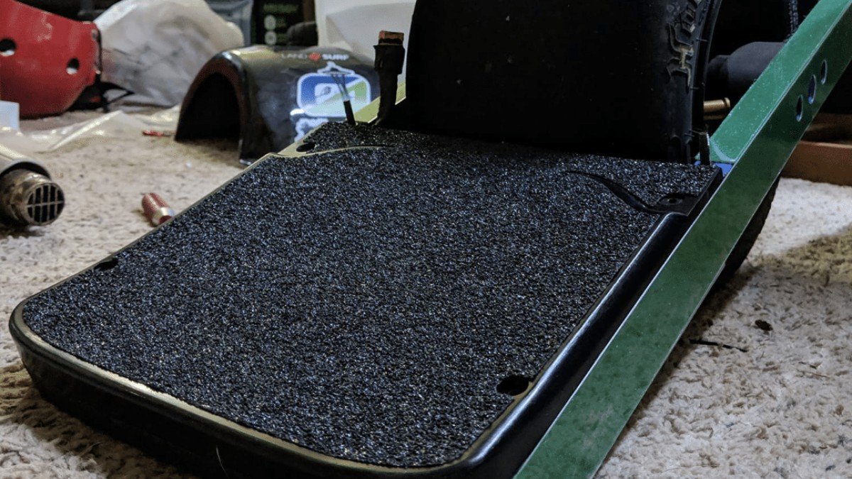 Kush Concave Pad Versus Cobra Grip Pad Onewheel Review