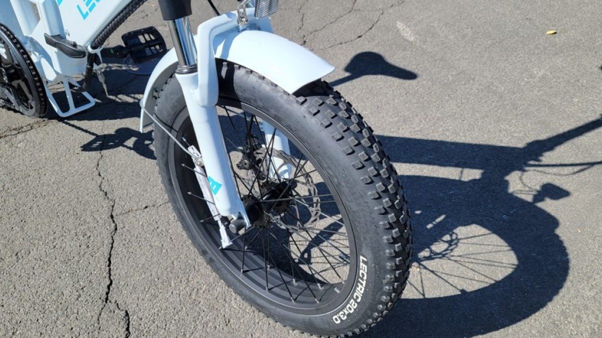 2023 Lectric XP 3.0 LECTRIC-XP-3.0-Updated-suspension-with-50mm-of-travel-and-20x3-inch-knobby-offroad-tire-1-1024x571
