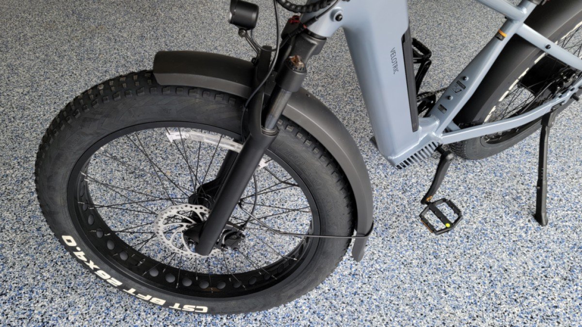 2023 Velotric Nomad 1 Velotric-Nomad-1-Front-suspension-with-battery-anf-frame-1024x570