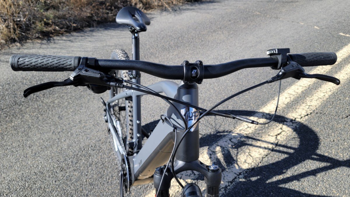 2023 Ride1Up Prodigy XC Ride1up-Prodigy-Wide-Handlebars-and-skinny-seat-1024x589