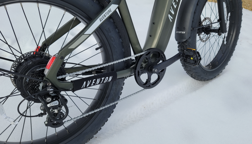 Aventon-Aventure.2-shimano-altus-derraileur-with-chain-guard-1024x585