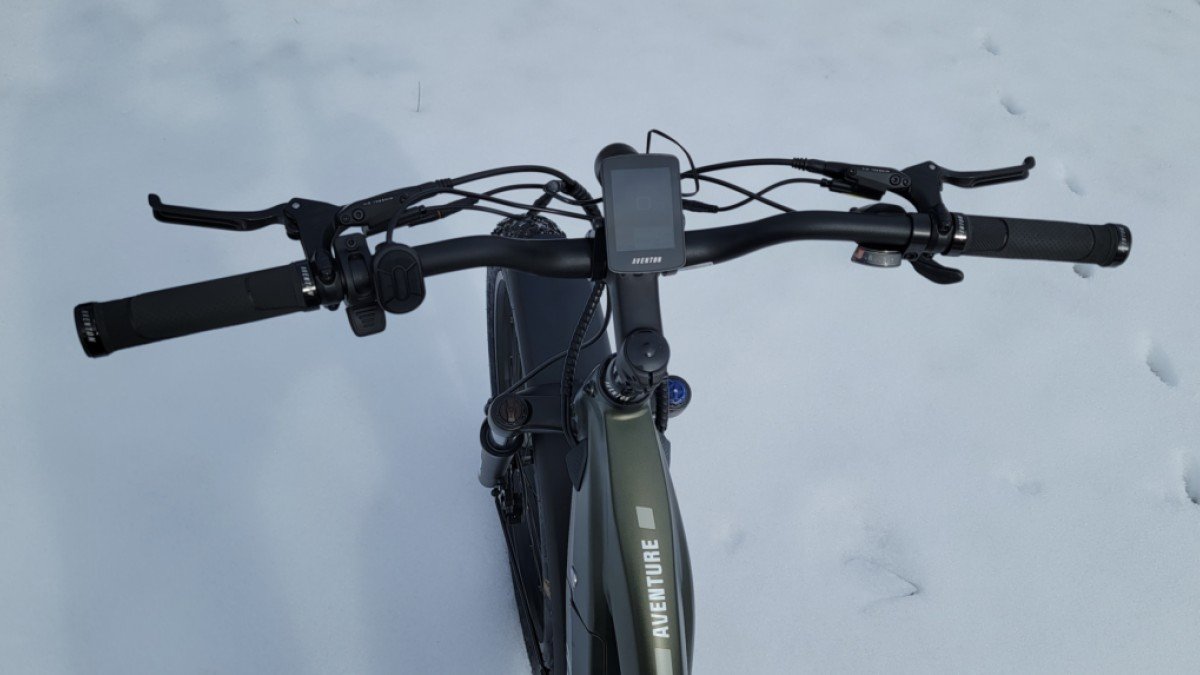 2023 Aventon Aventure.2 Aventon-Aventure.2-cockpit-army-green-1024x573