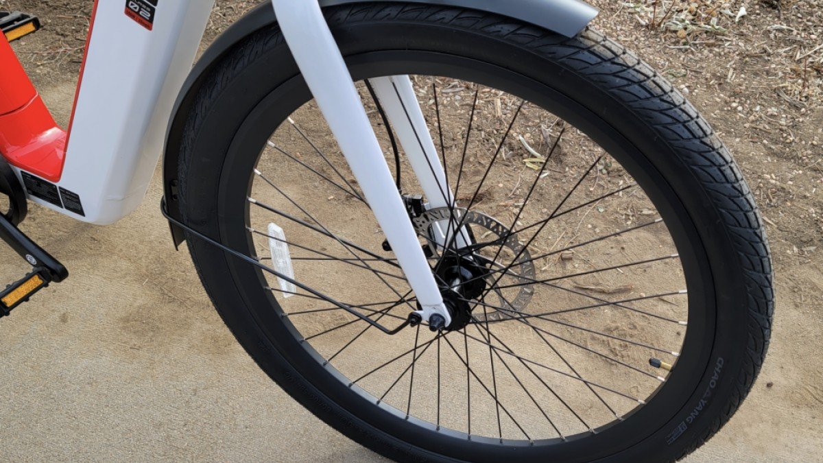 2023 NIU BQi-C3 Pro NIU-BQi-C3-front-tire-1024x688