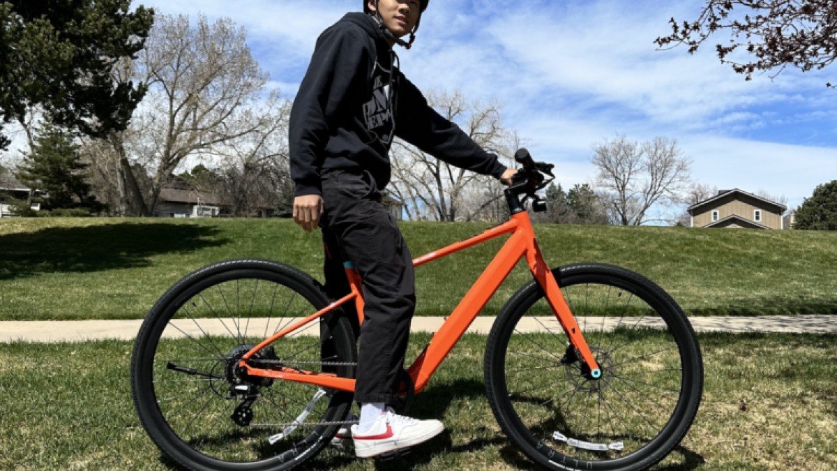 2023 Velotric T1 ST Jimmy-Chang-Freshly-Charged-Velotric-Thunder-1-ST-766x1024