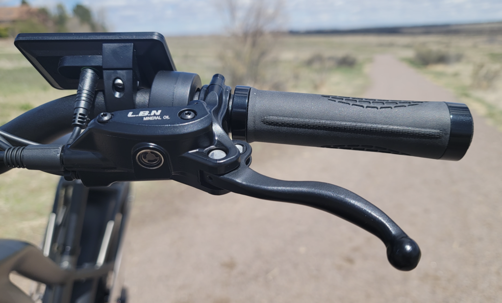 Ride1Up-Rift-hydraulic-brake-lever-for-4-piston-hydraulic-brakes-1024x618