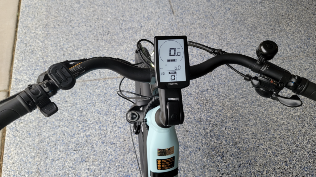 Velotric-Packer-1-display-with-adjustable-stem-1024x576