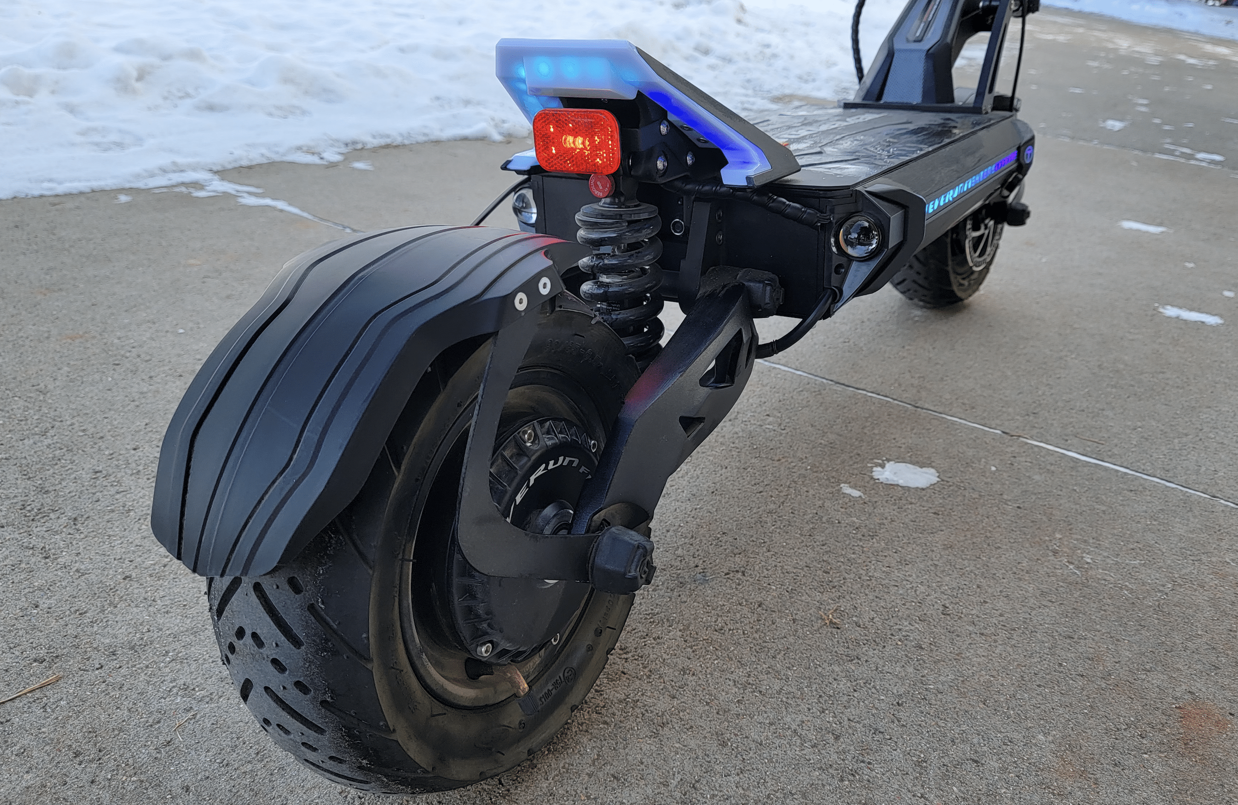 Teverun-Fighter-Supreme-Minimotors-USA-rear-lighted-kickplate-and-hydraulic-suspension