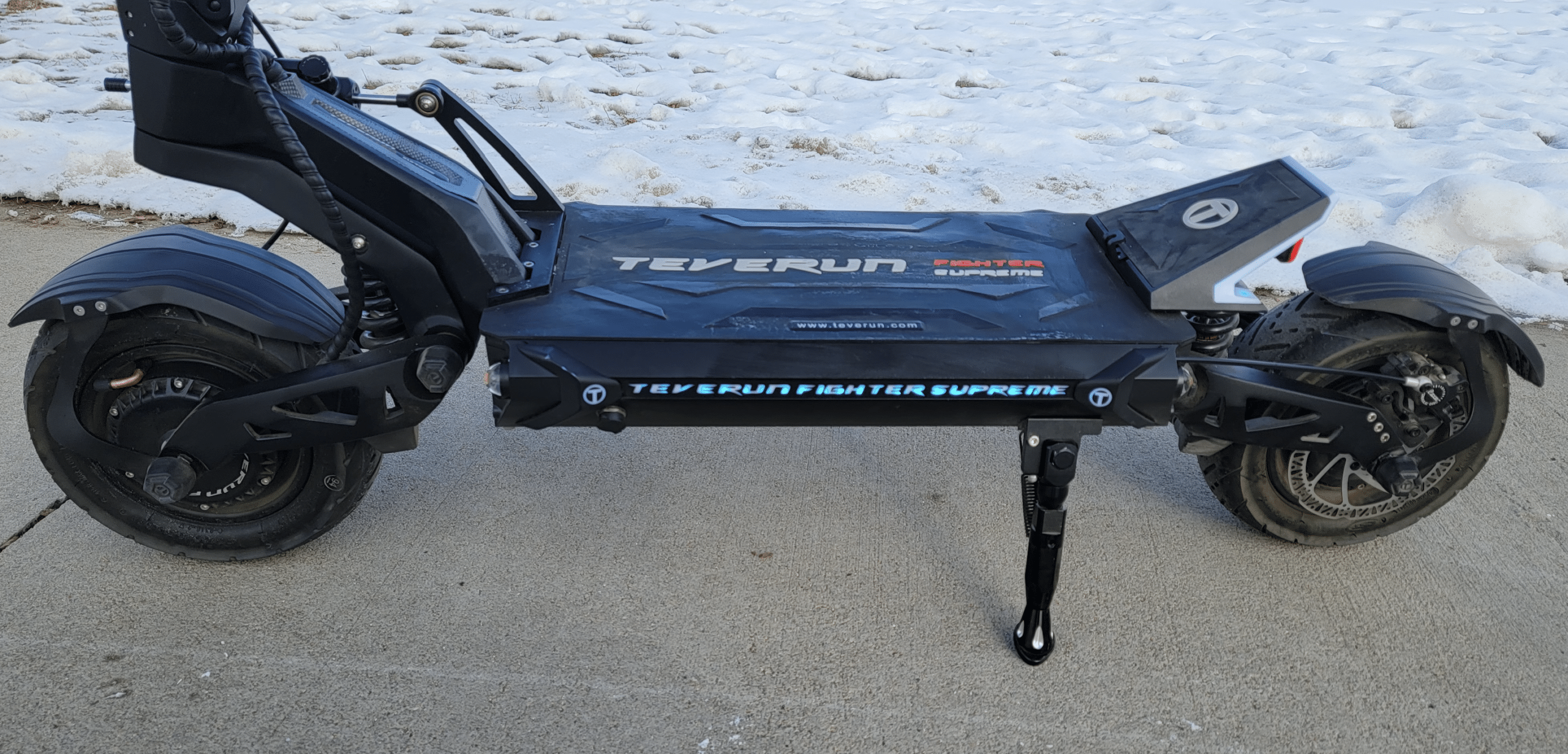 Teverun-Fighter-Supreme-Minimotors-USA-lighted-deck