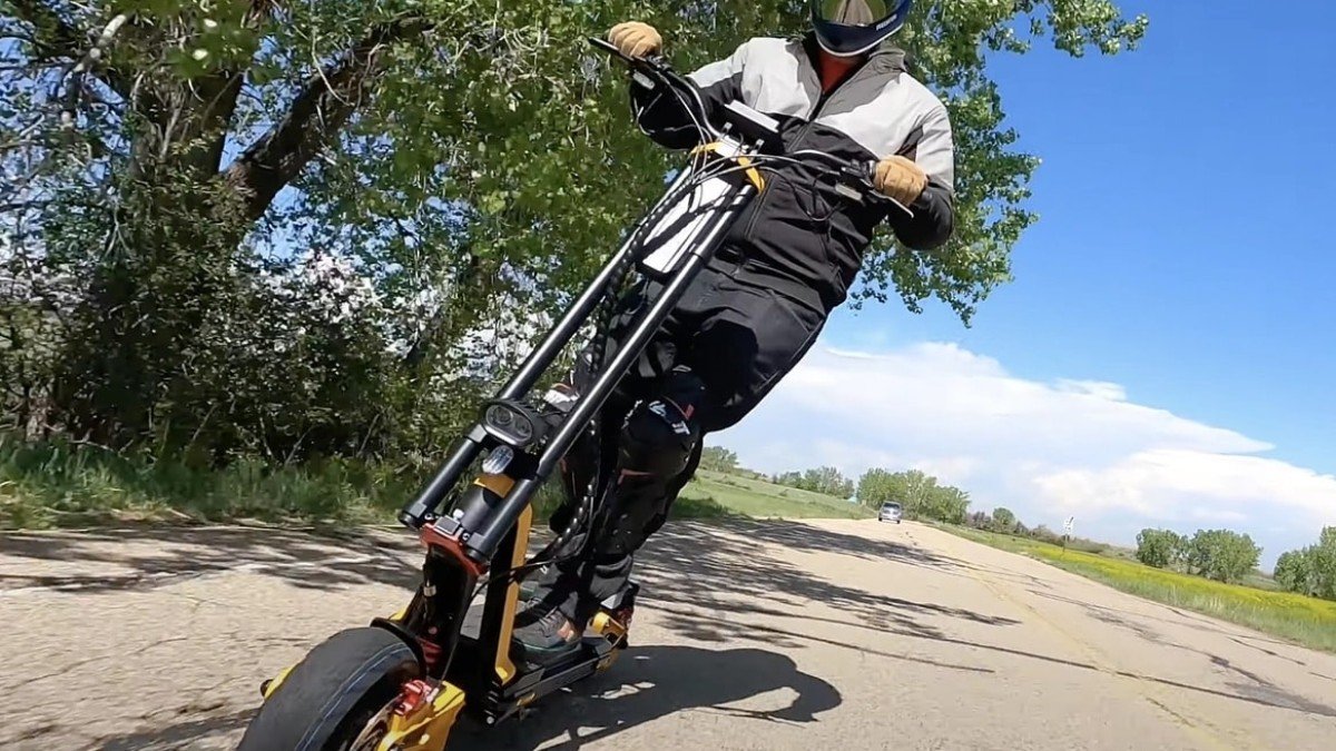 2023 InMotion RS Electric Scooter