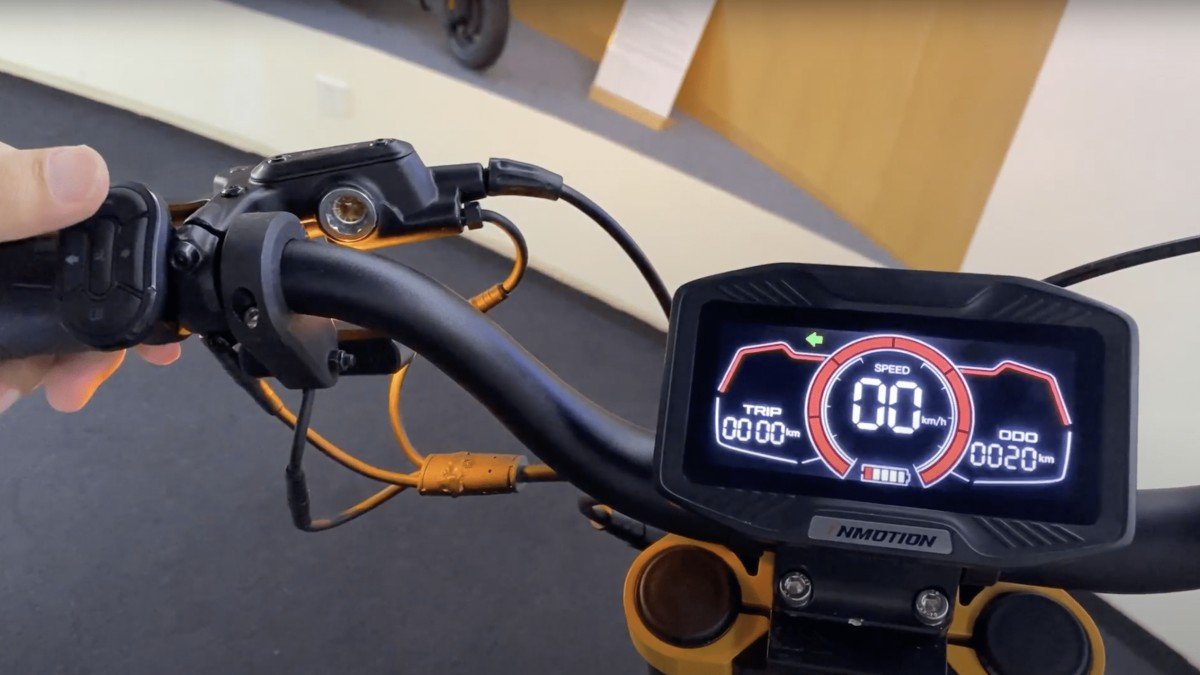 2023 InMotion RS INMOTION_RS_updated_display
