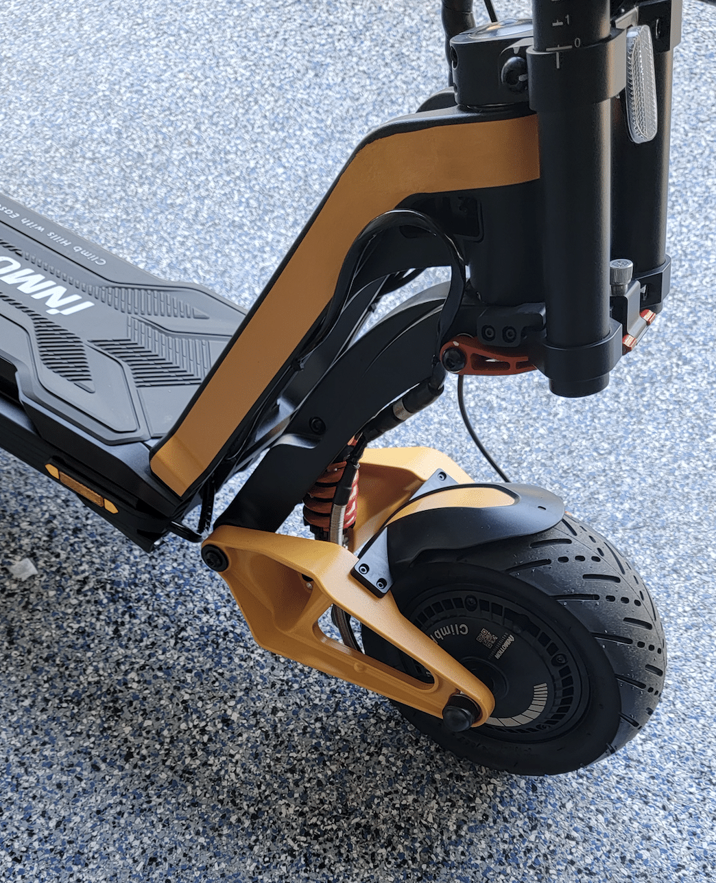 INMOTION_RS_swing_arm_design-1