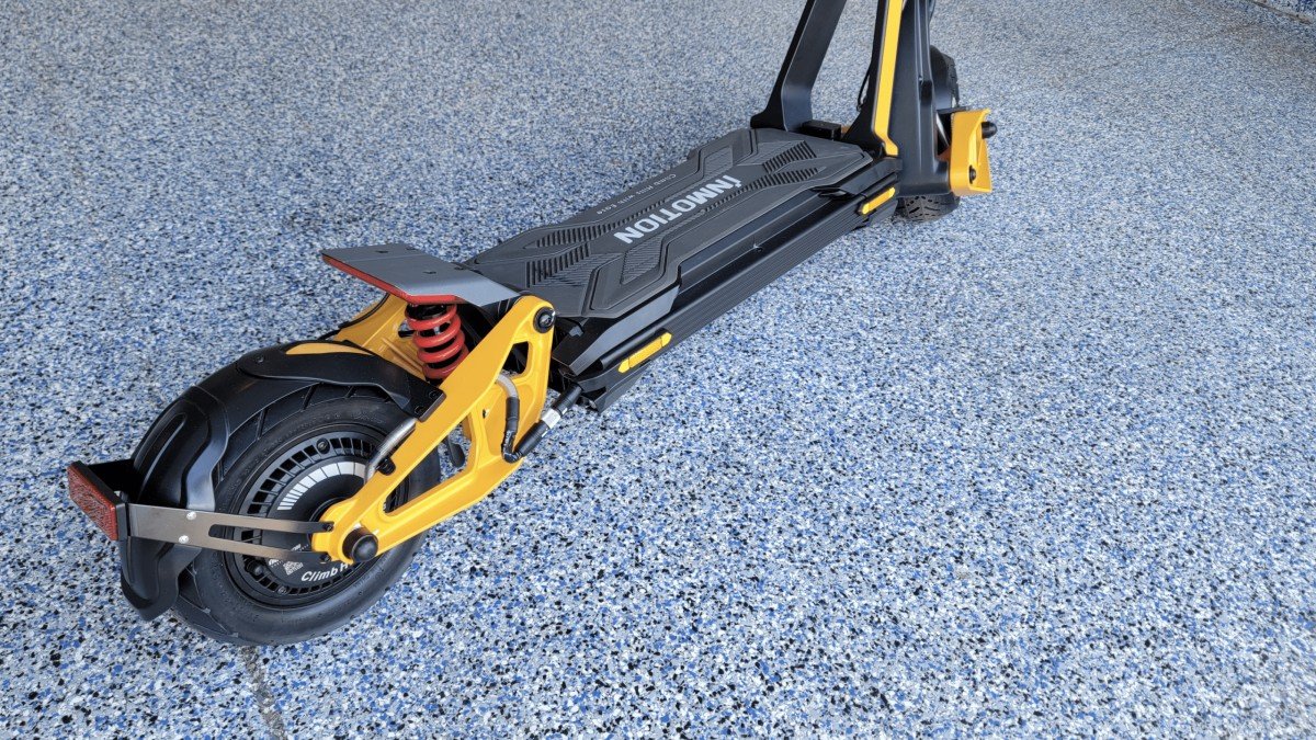 2023 InMotion RS INMOTION_RS_Adjustable_Swingarms_Motor_Quick_Disconnect_Suspension_battery_tire_hugger-1