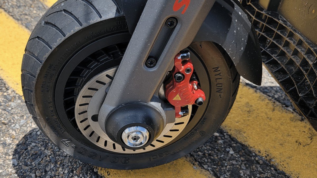 2023 Segway GT2 Segway-GT2-front-tire-PMT
