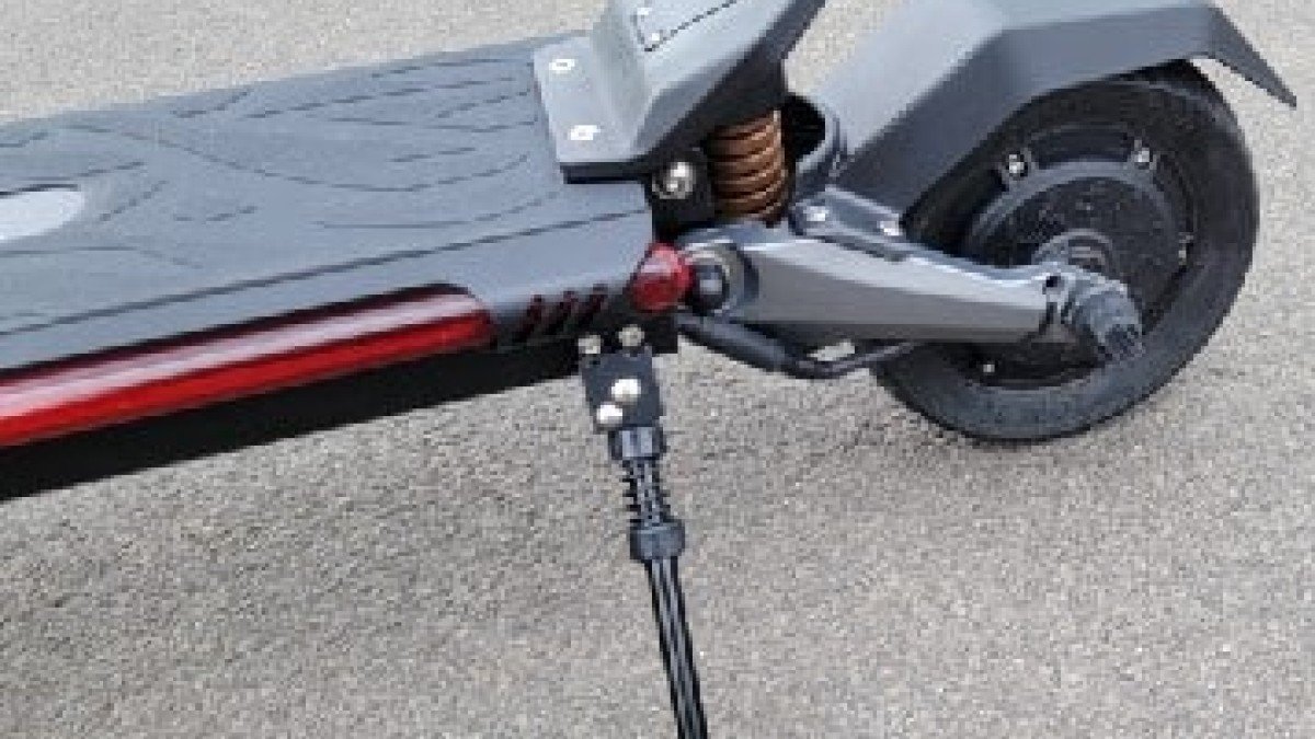 2022 EVOLV Terra Evolv-Terra-silicone-deck-and-kick-plate-and-kickstand-1