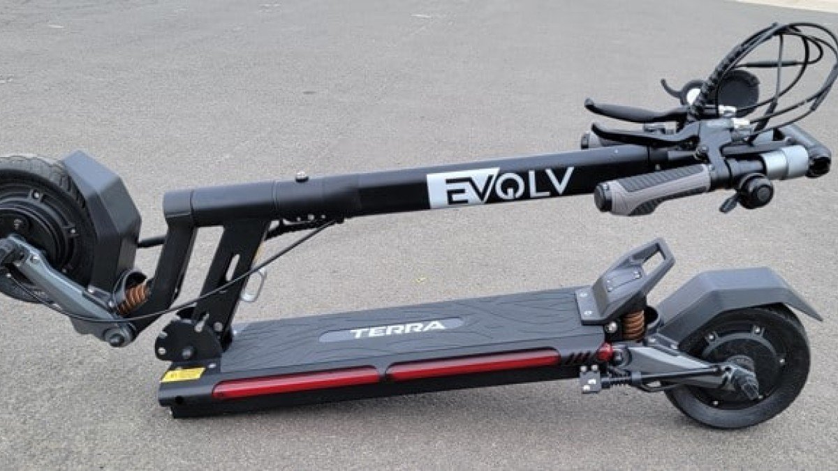 2022 EVOLV Terra Evolv-Terra-compact-and-folded-for-portability