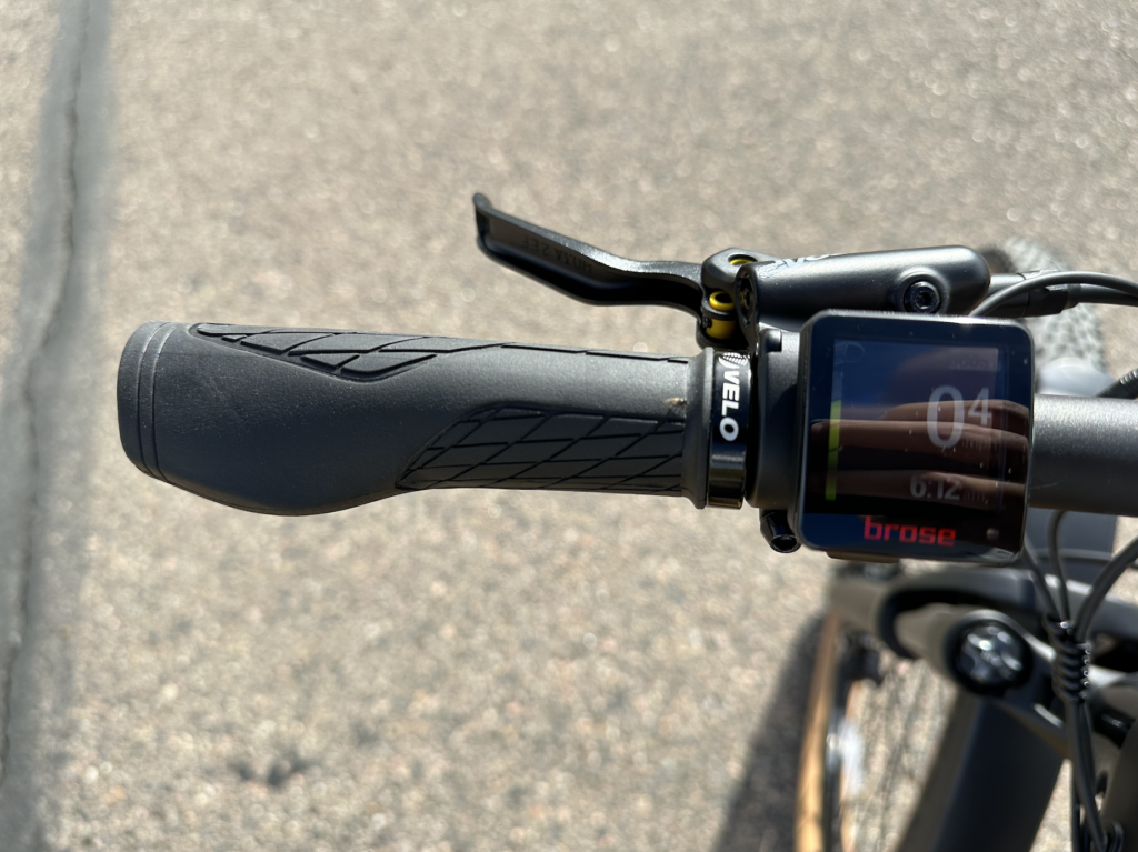 Ride1Up-Prodigy-V2-velo-grip-and-brose-display-1024x767