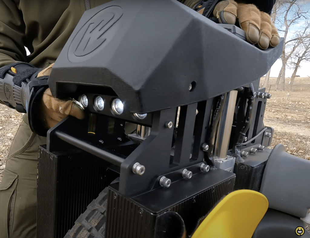 Begode-EX30-Lights-too-far-recessed-back-1024x787