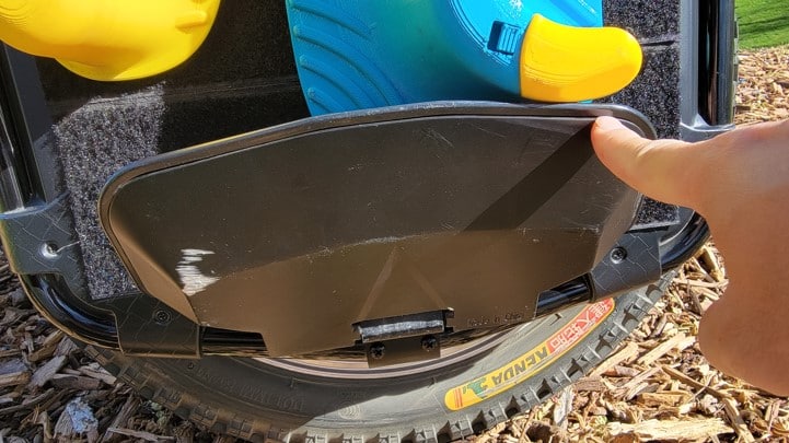 Veteran-Sherman-Max-with-Grizzla-Pads-Kenda-Tire-Low-Peddle-Clearance