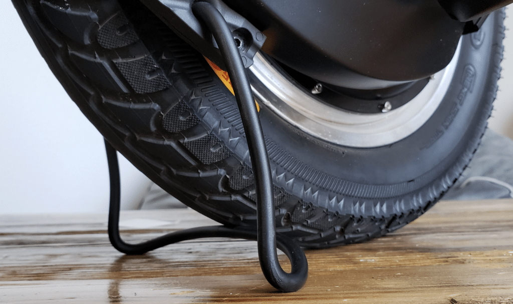 Inmotion-v12-stand-1024x608