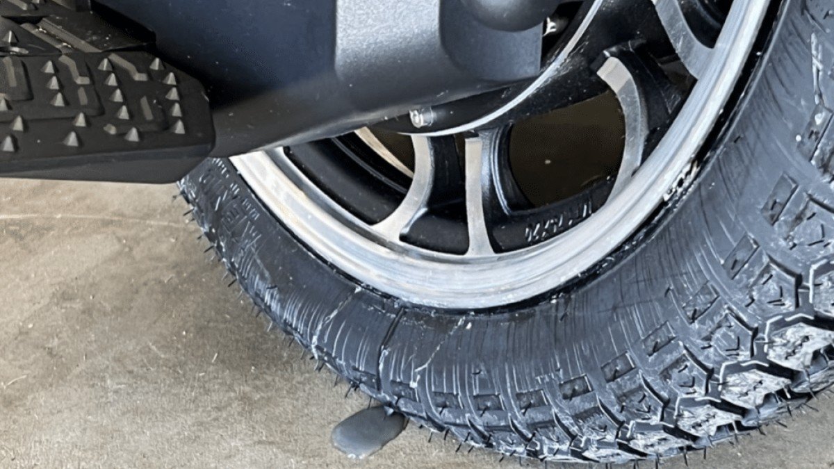 2022 Veteran Abrams Tire-Sealant-Leak-1024x748