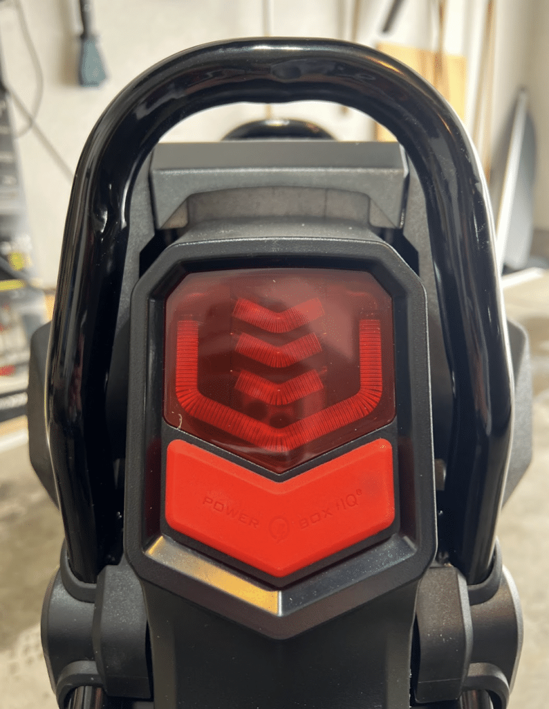 Veteran-Abrams-Electric-Uni-794x1024