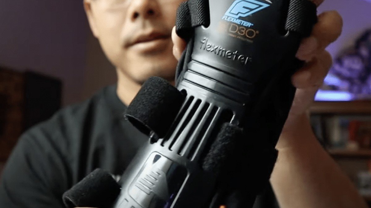 Best EUC Wrist Protection: Flexmeter D30 Double Sided Guards