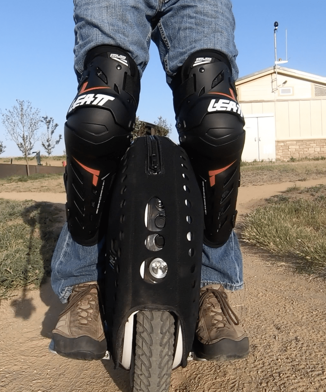 Best-EUC-Knee-Guards