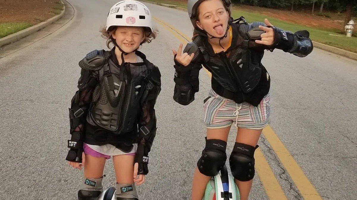 The Best EUC Safety Gear EUC Is This…