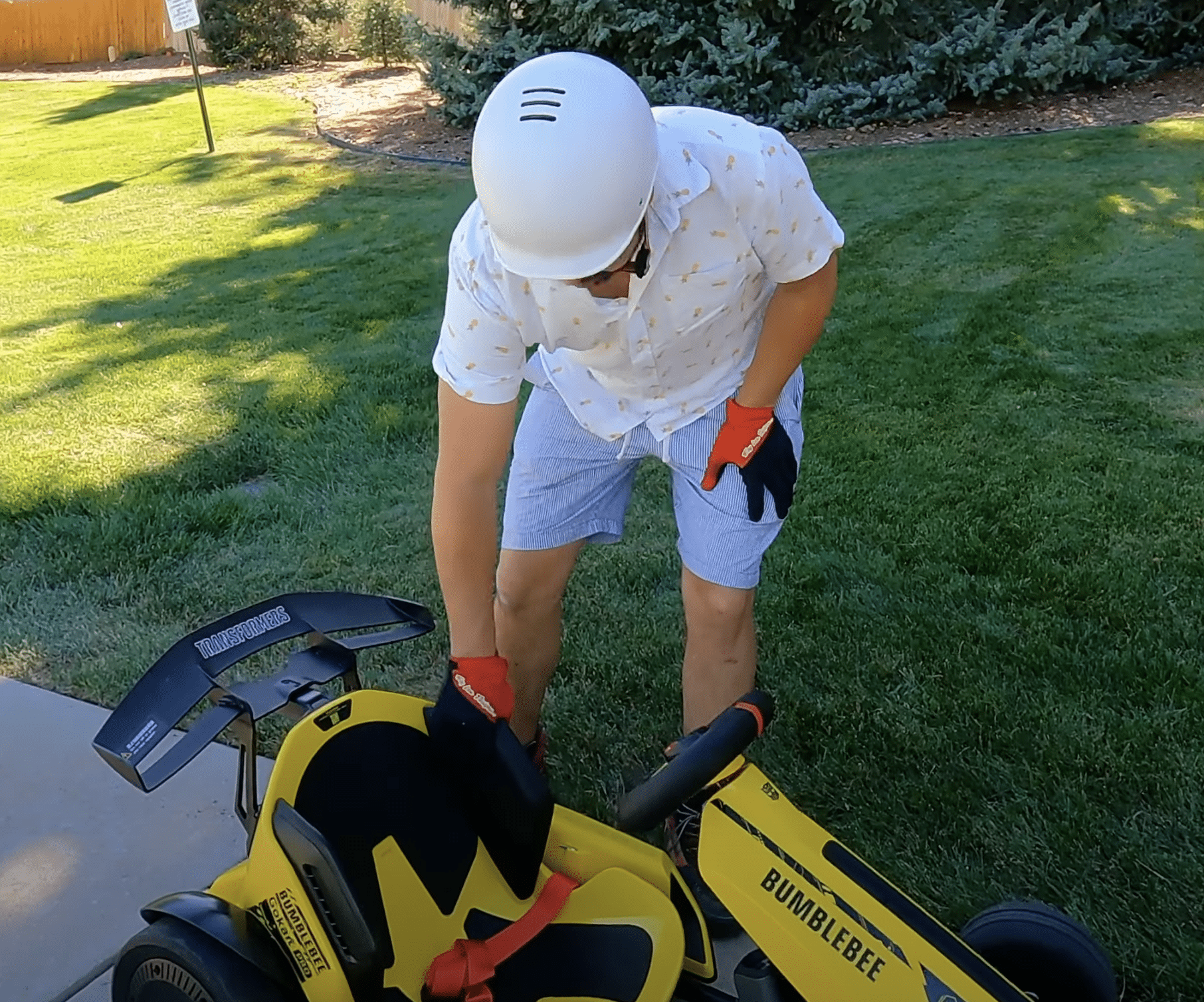 best-kids-toy-that-is-actually-a-present-for-dad-segway-gokart-pro-review-5