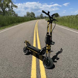 new-kaabo-wolf-king-gtr-review-the-best-electric-scooter-got-even-better-0