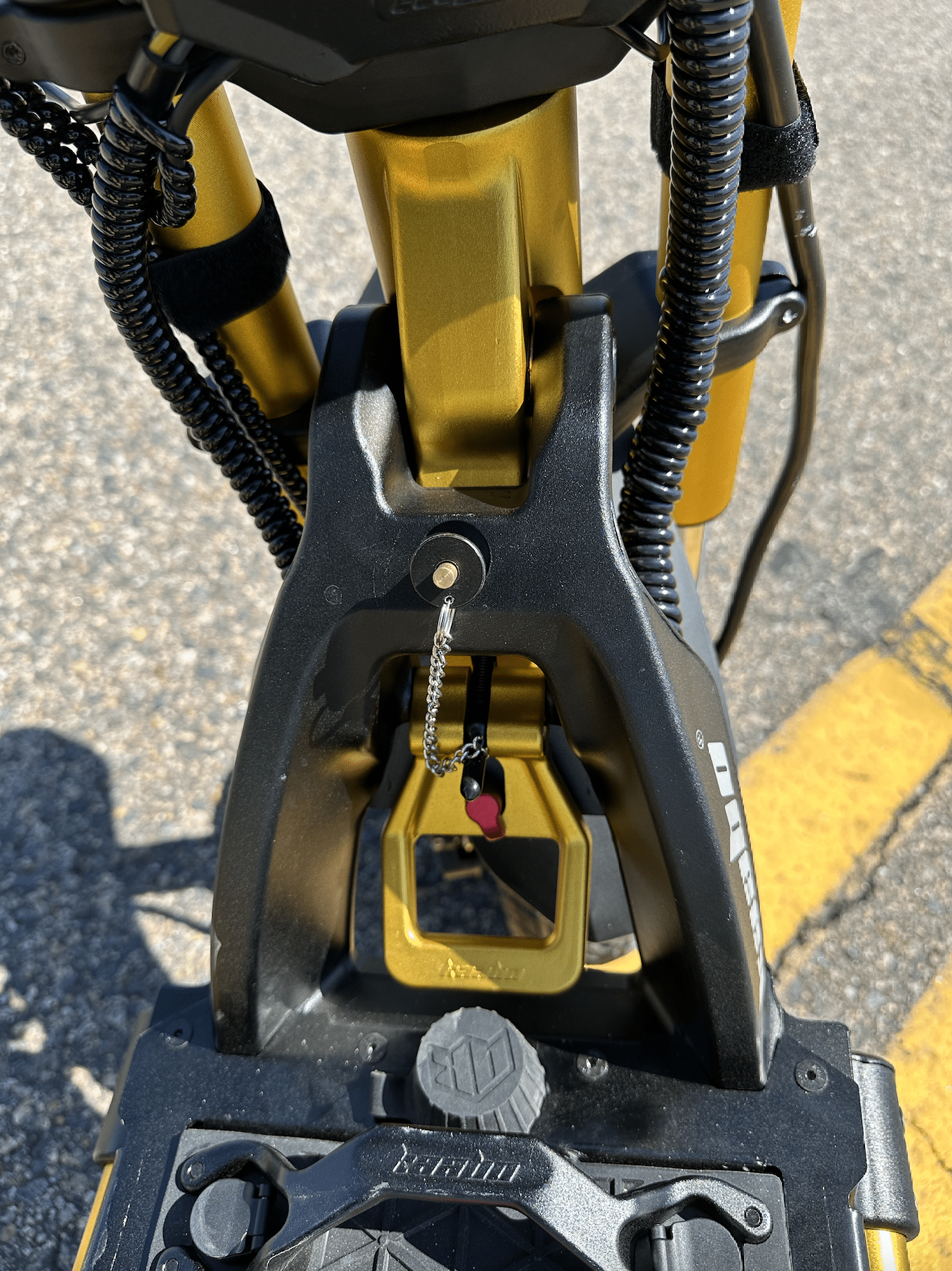 new-kaabo-wolf-king-gtr-review-the-best-electric-scooter-got-even-better-6