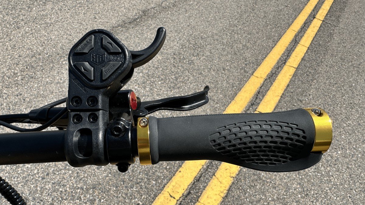 2024 Kaabo Wolf King GTR new-kaabo-wolf-king-gtr-review-the-best-electric-scooter-got-even-better-8