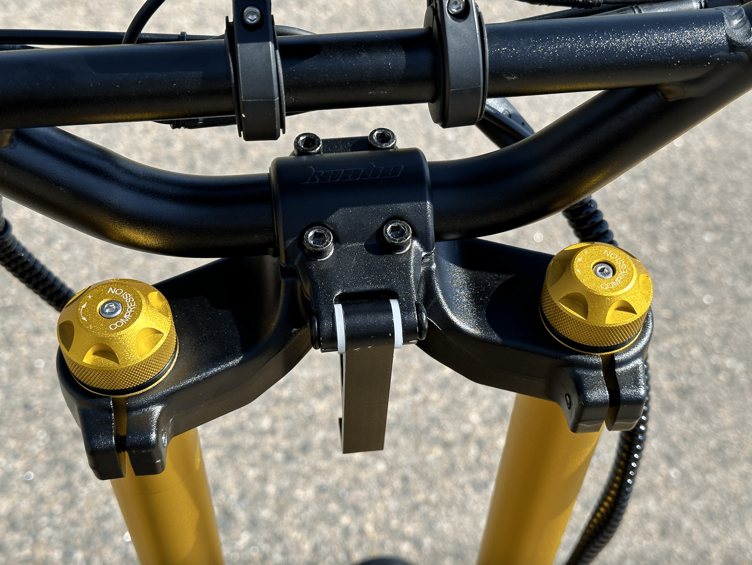 new-kaabo-wolf-king-gtr-review-the-best-electric-scooter-got-even-better-13