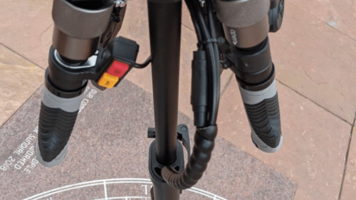 2023 Rad Power Bikes RadRunner 3 Plus radpower-radrunner-3-plus-utility-ebike-review-unmatched-style-and-functionality-5