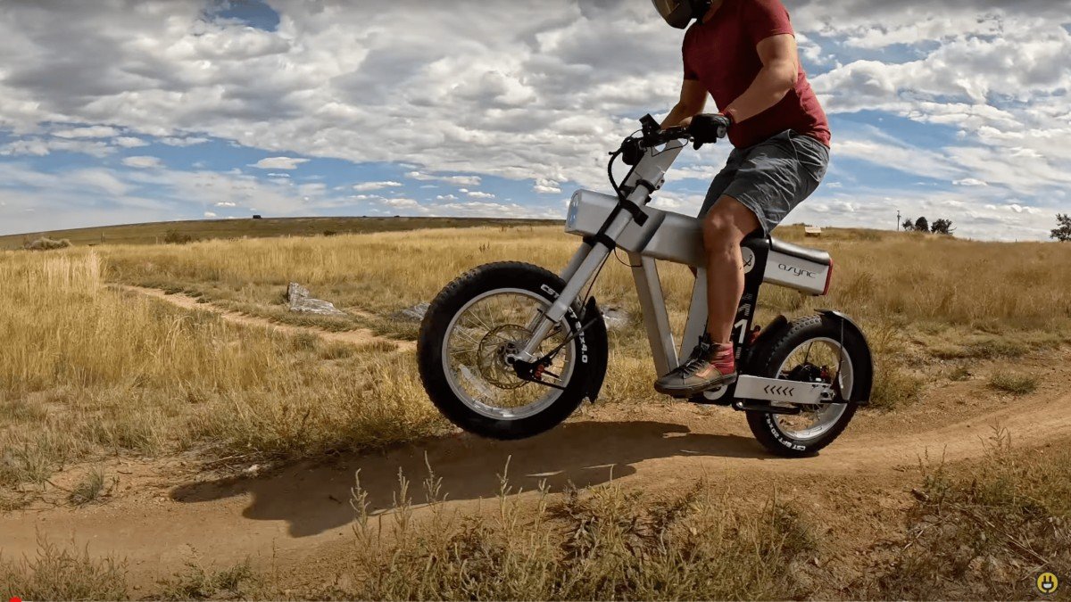 2023 ASYNC A1 async-a1-e-bike-the-futuristic-ride-that-echoes-teslas-cybertruck-2