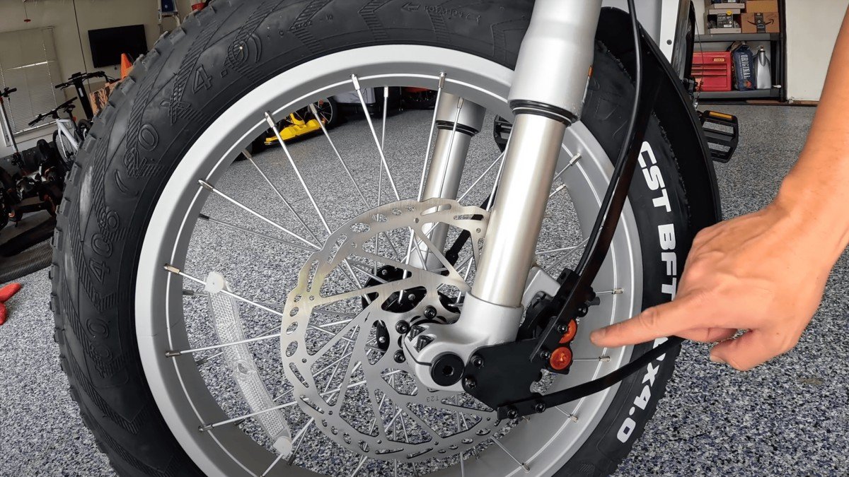 2023 ASYNC A1 async-a1-e-bike-the-futuristic-ride-that-echoes-teslas-cybertruck-7