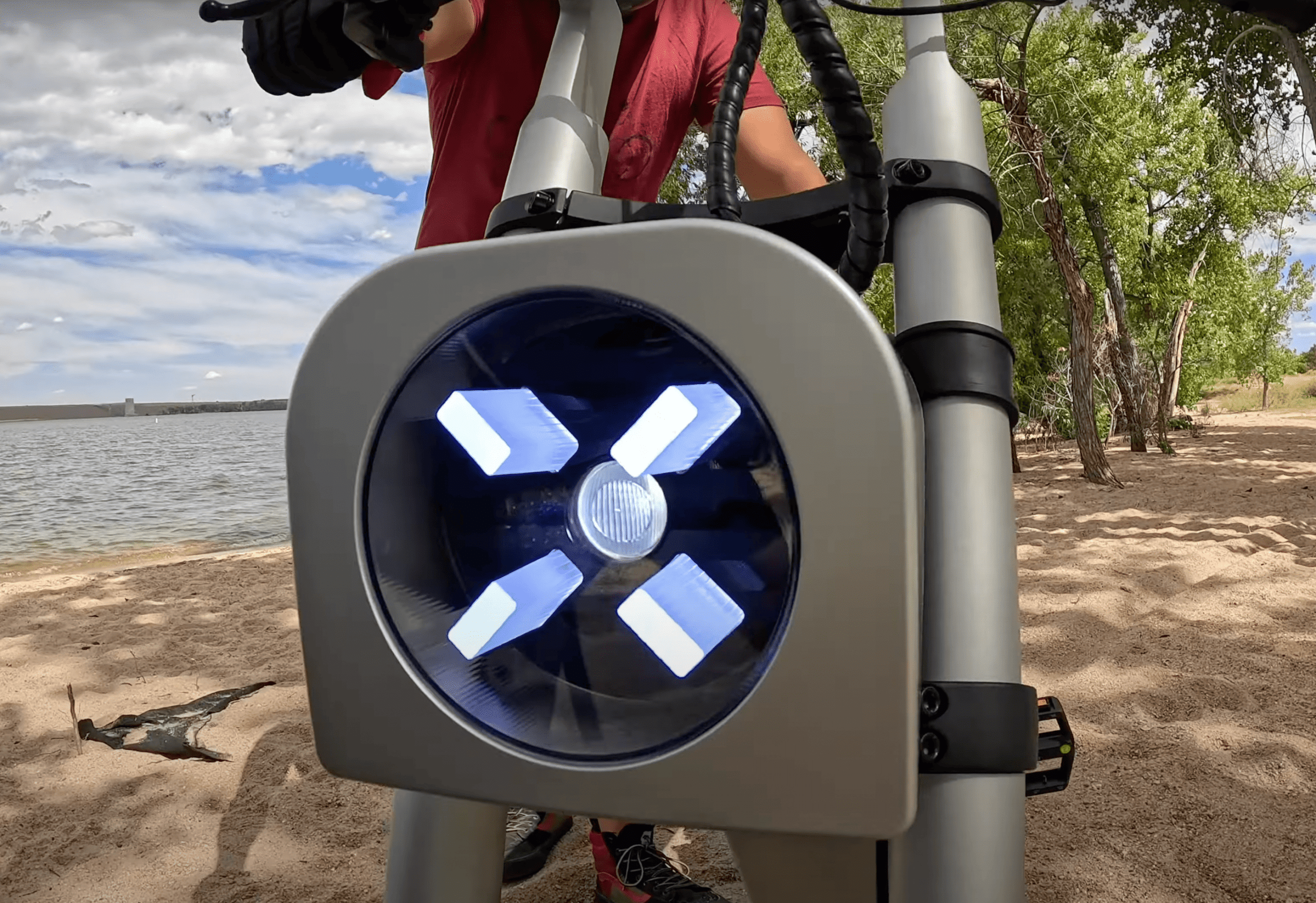 async-a1-e-bike-the-futuristic-ride-that-echoes-teslas-cybertruck-12