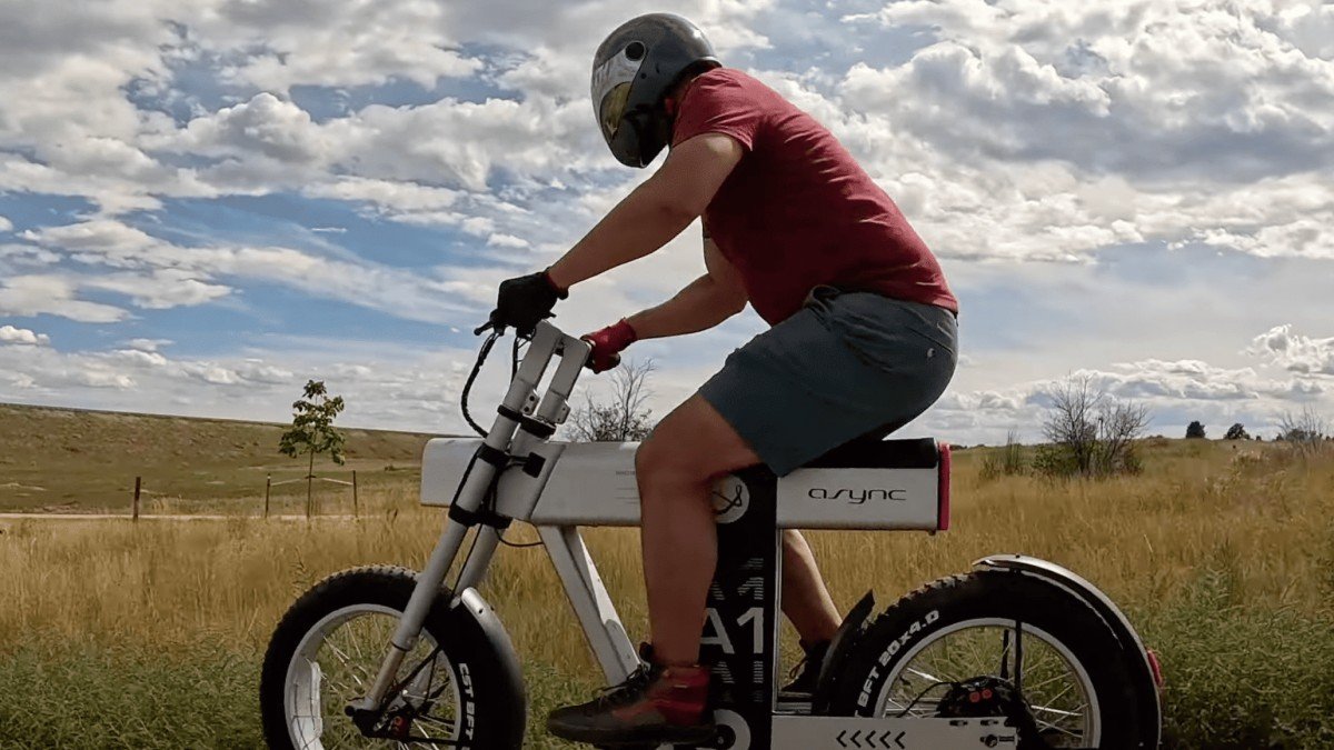 2023 ASYNC A1 async-a1-e-bike-the-futuristic-ride-that-echoes-teslas-cybertruck-13