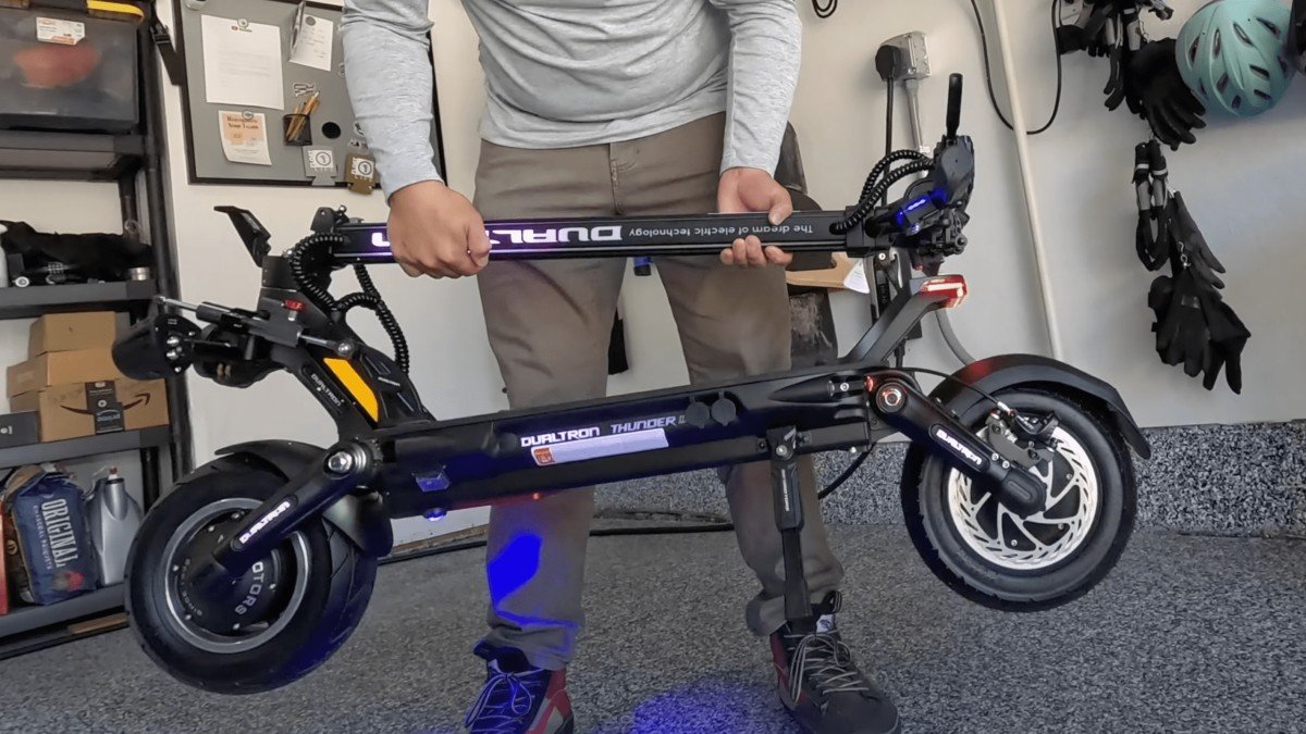 2023 Dualtron Thunder 3 person lifting scooter
