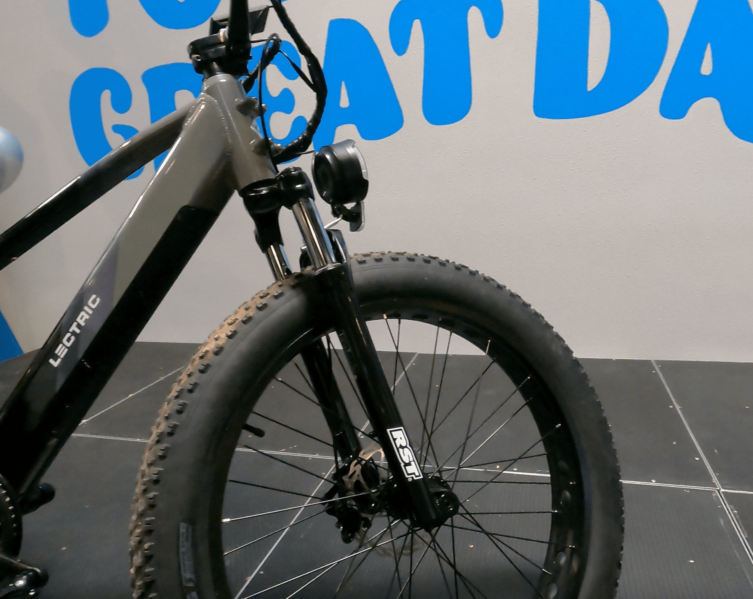 unveiling-the-electrifying-adventure-the-lectric-xpeak-e-bike-6