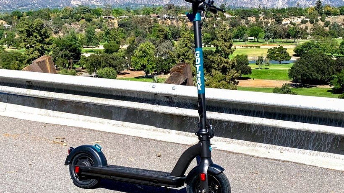 Cheapest Electric Scooters With 20+ Miles Range & 20+ Mph Top Speed