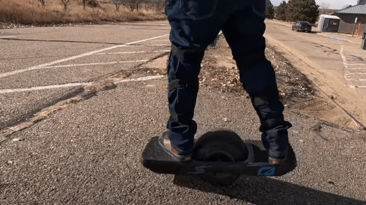 2023 Future Motion Onewheel GT S-Series onewheel-s-series-the-worlds-first-high-performance-onewheel-for-racers-and-average-riders-me-4